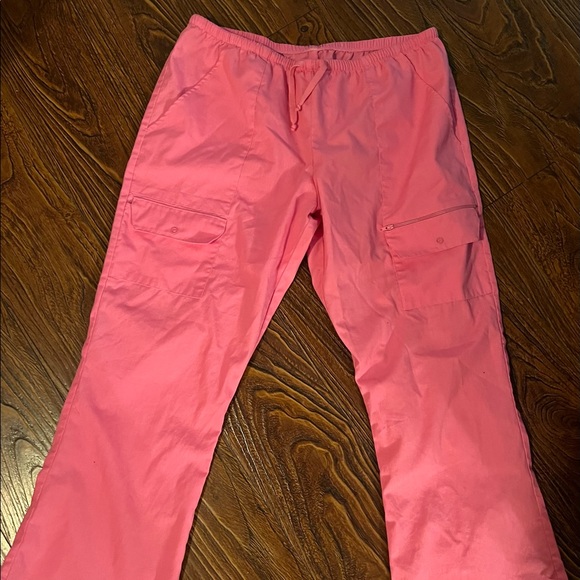 #16 Pink Scrubwear pants with drawstring and pockets - Picture 2 of 5